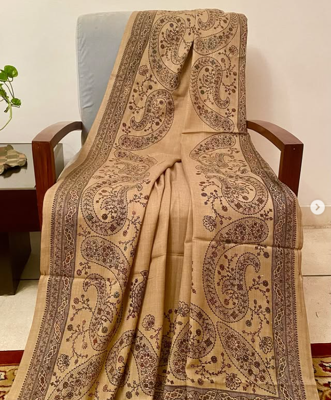 beige pashmina shawl